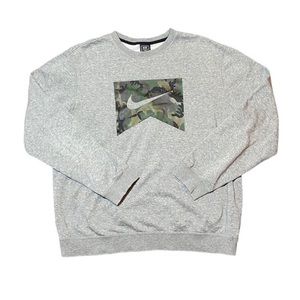 vintage military nike crewneck
